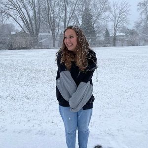 Meet your Posher, Elisabeth